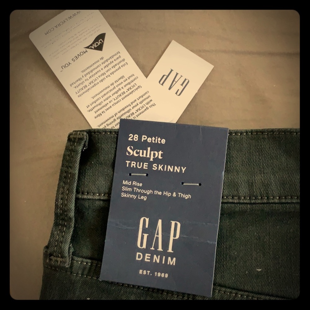 Gap sculpt true skinny 28p